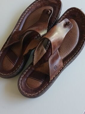 Men's Brown Leather Toe-Post Sandals Size 10